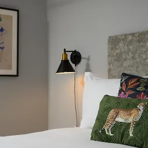 Eight Hotel